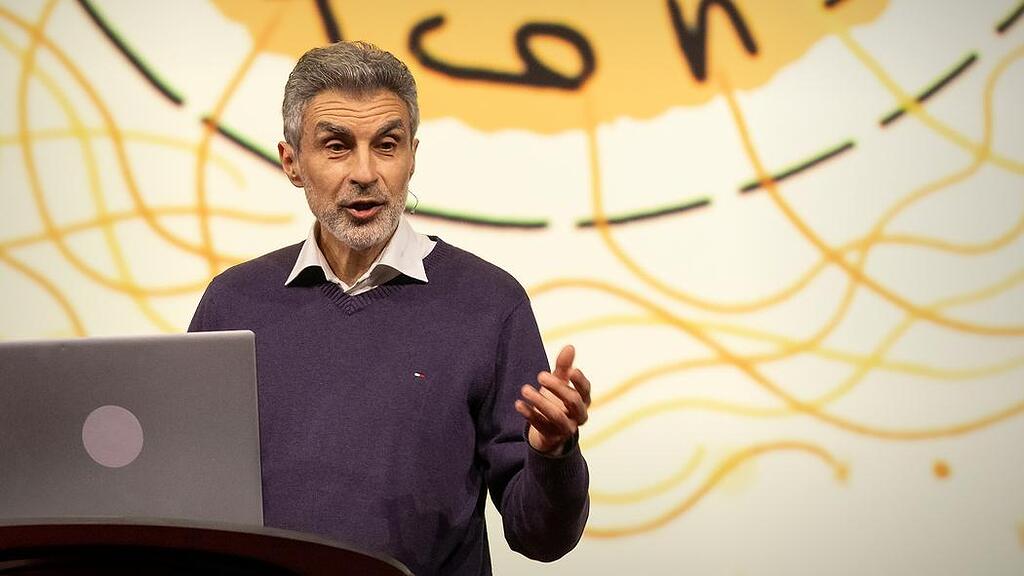 The catastrophic risks of AI — and a safer path - Off Topic - Privacy ...